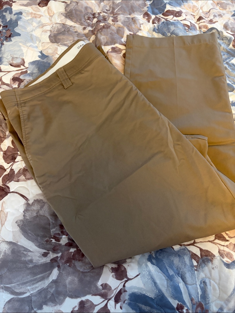 Classic Men's Chino Pants in Dark Tan by Oak Hill. 46 waist 28 length